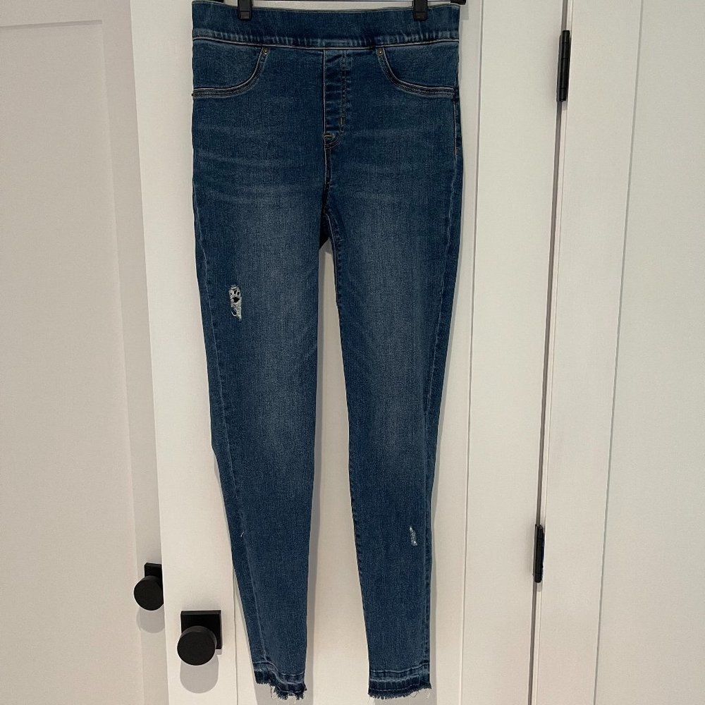 Spanx TALL Distressed Skinny Ankle Jeans Size Medium Tall